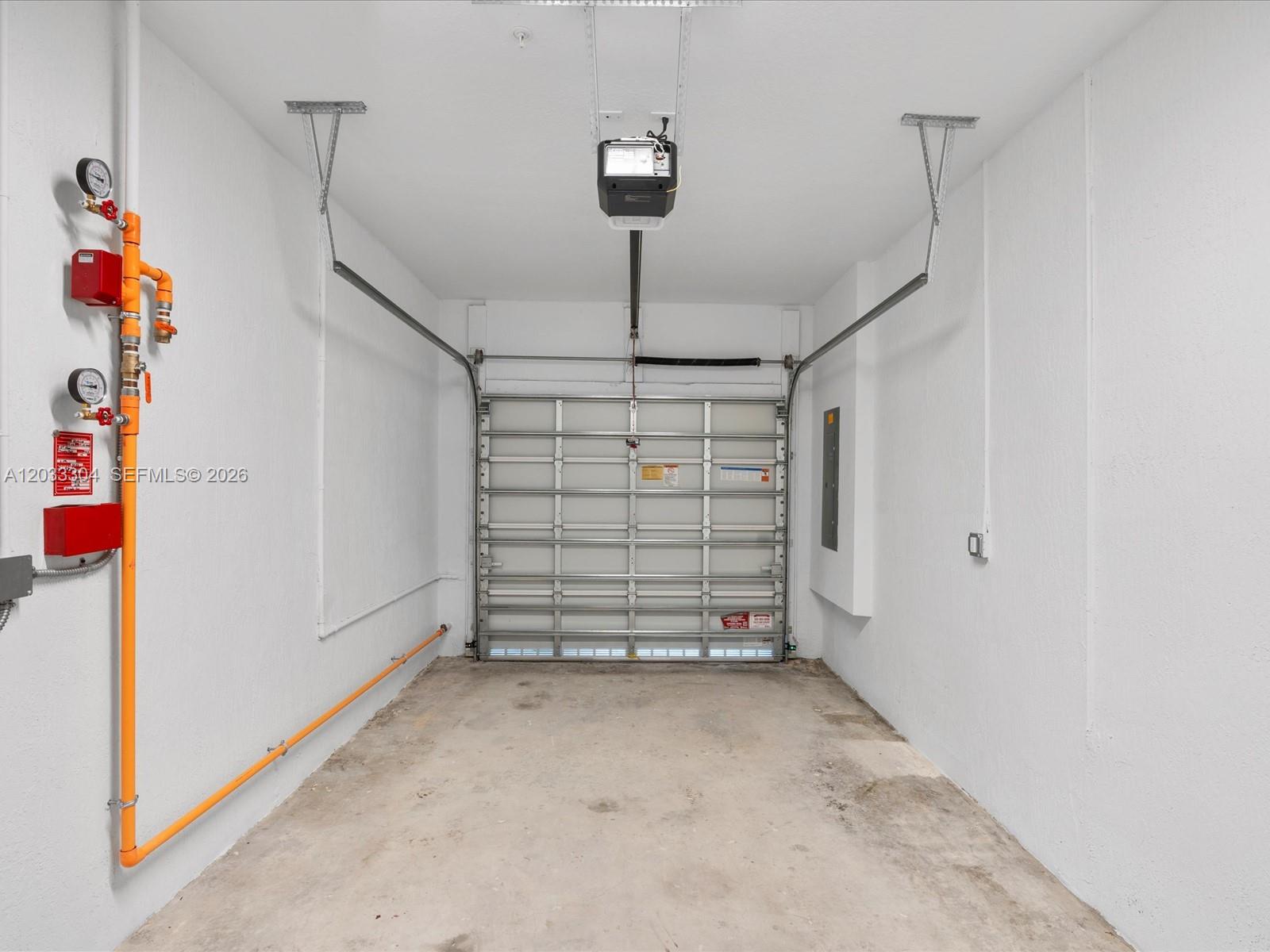 SKYRISE TOWNHOMES - Residential Lease