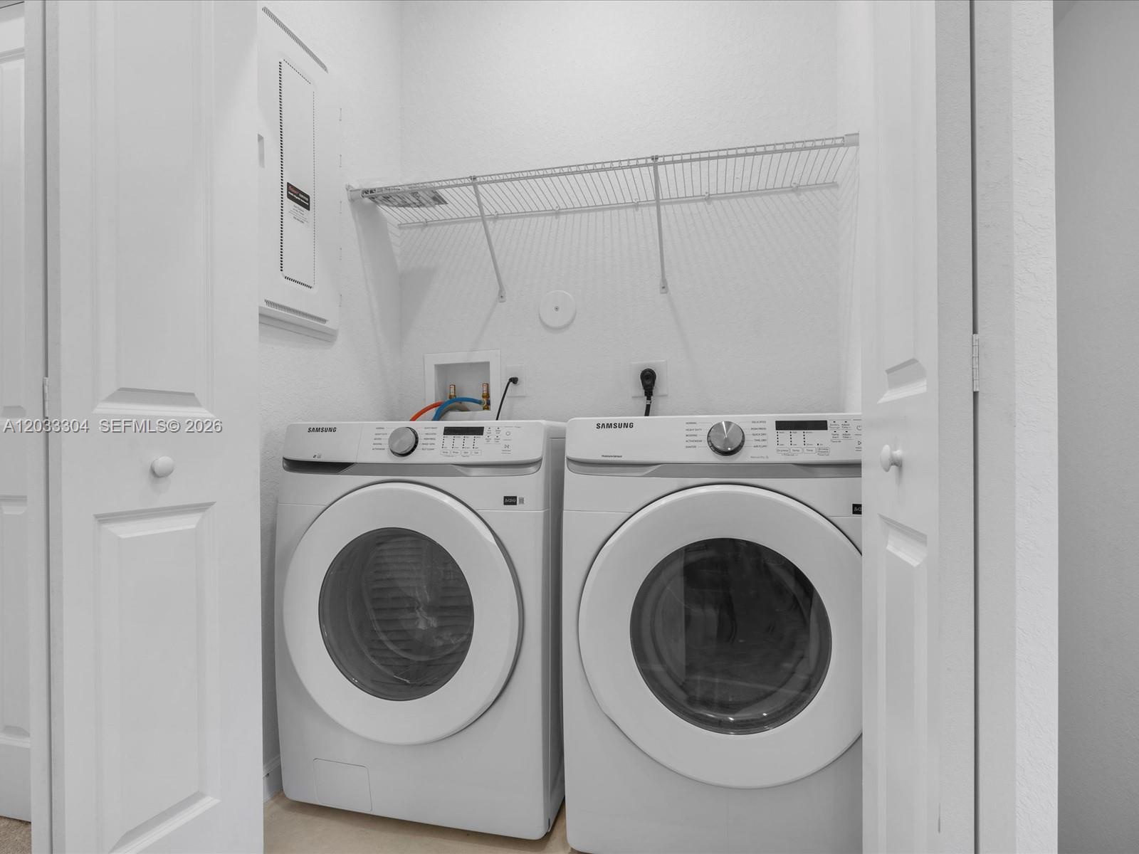 SKYRISE TOWNHOMES - Residential Lease