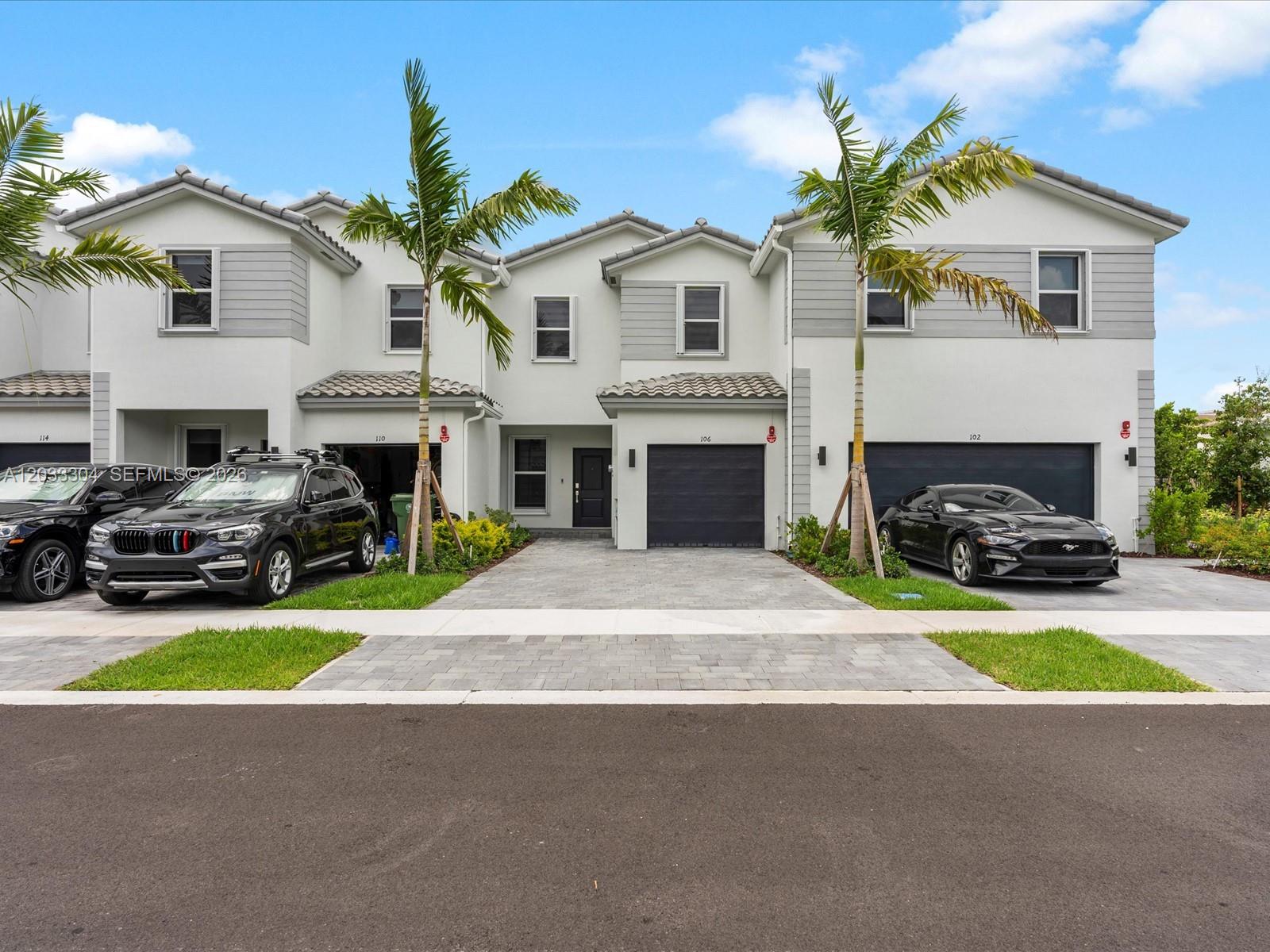 SKYRISE TOWNHOMES - Residential Lease