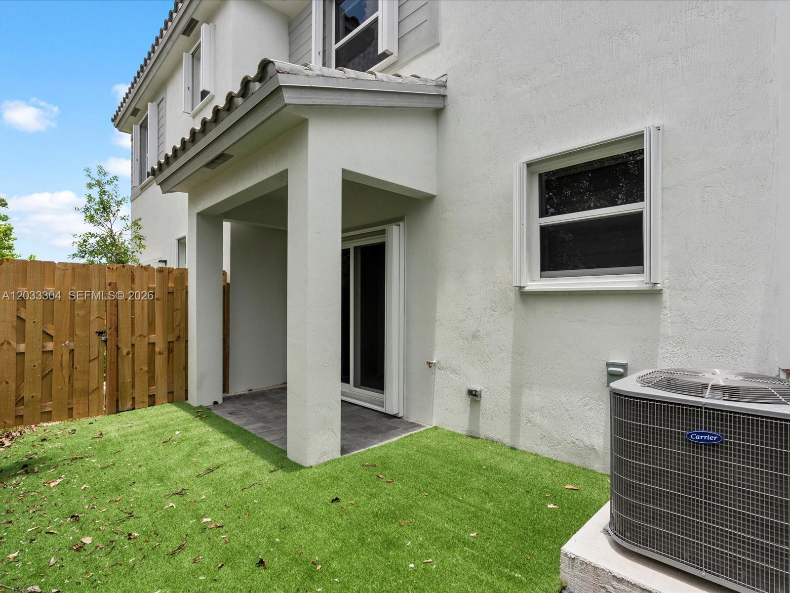SKYRISE TOWNHOMES - Residential Lease