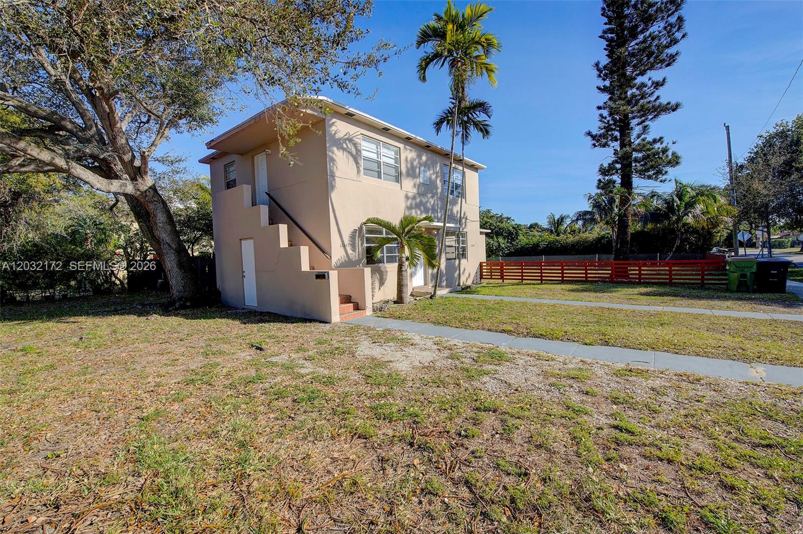 EIGHT AVE MANORS PLAT - Residential Lease