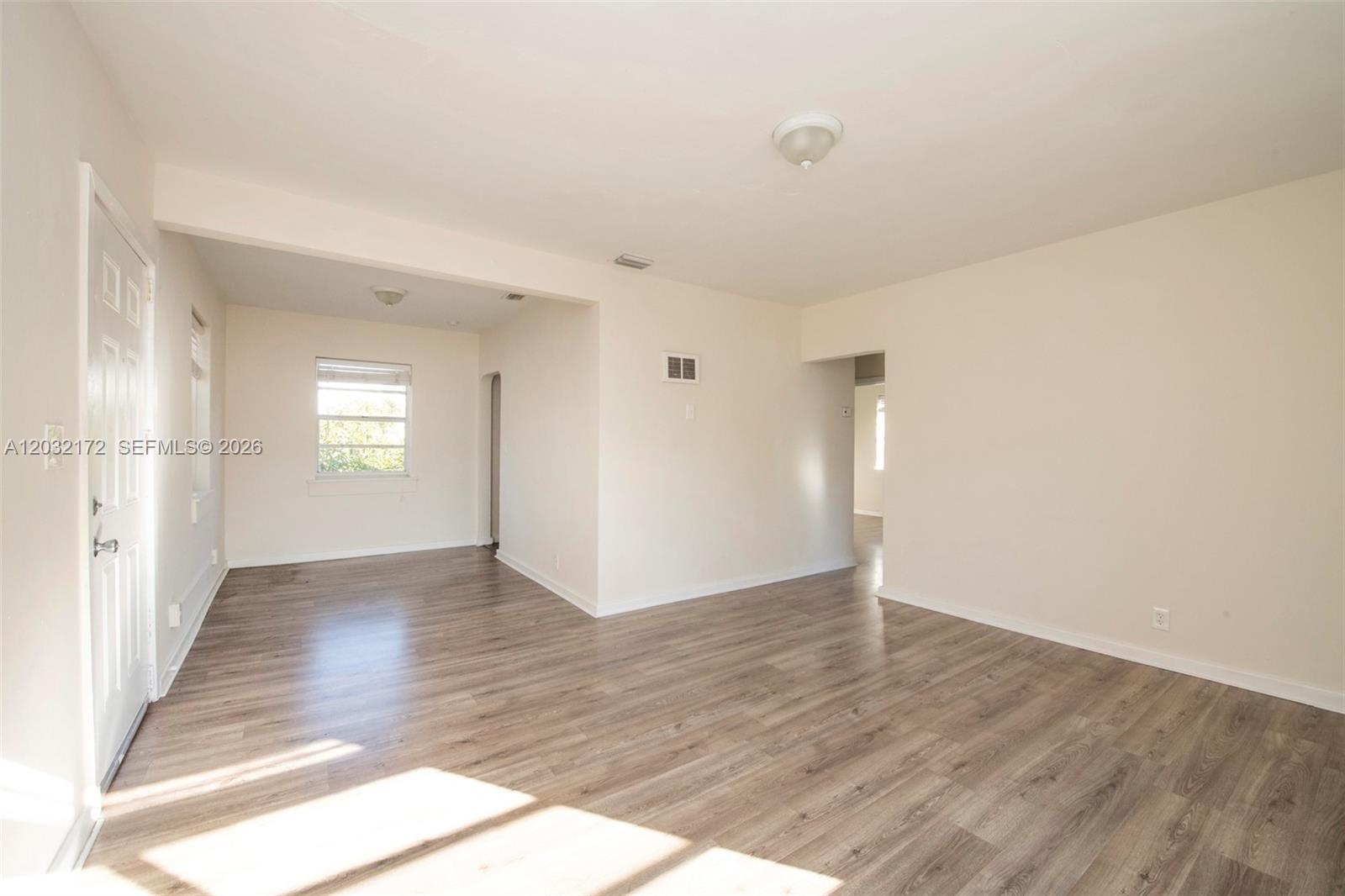 EIGHT AVE MANORS PLAT - Residential Lease