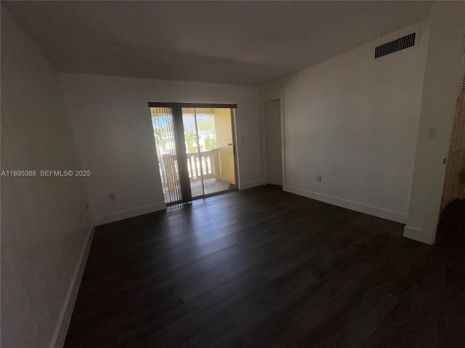 KENDALE LK TOWNHOUSE COND - Residential Lease