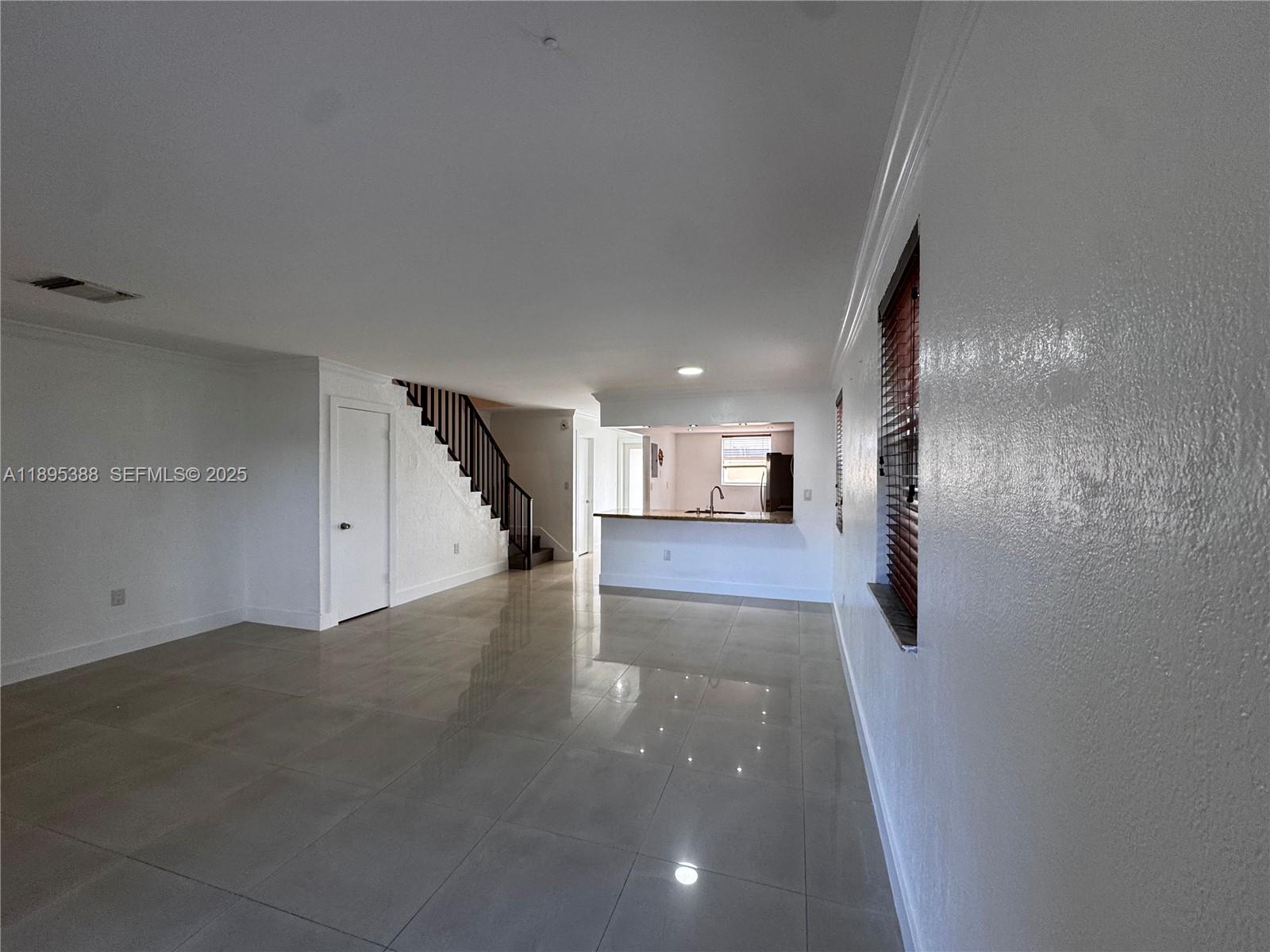 KENDALE LK TOWNHOUSE COND - Residential Lease