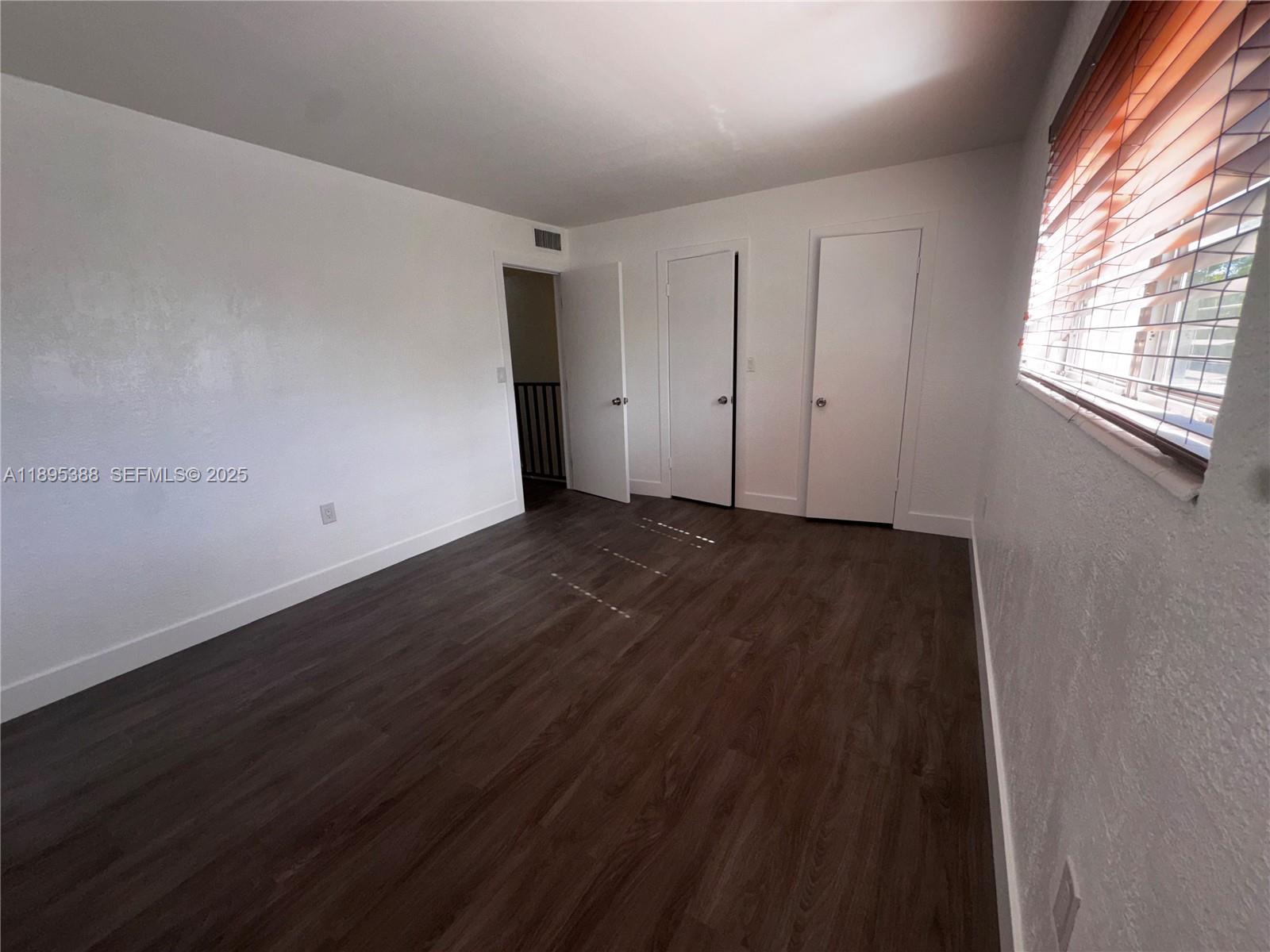 KENDALE LK TOWNHOUSE COND - Residential Lease