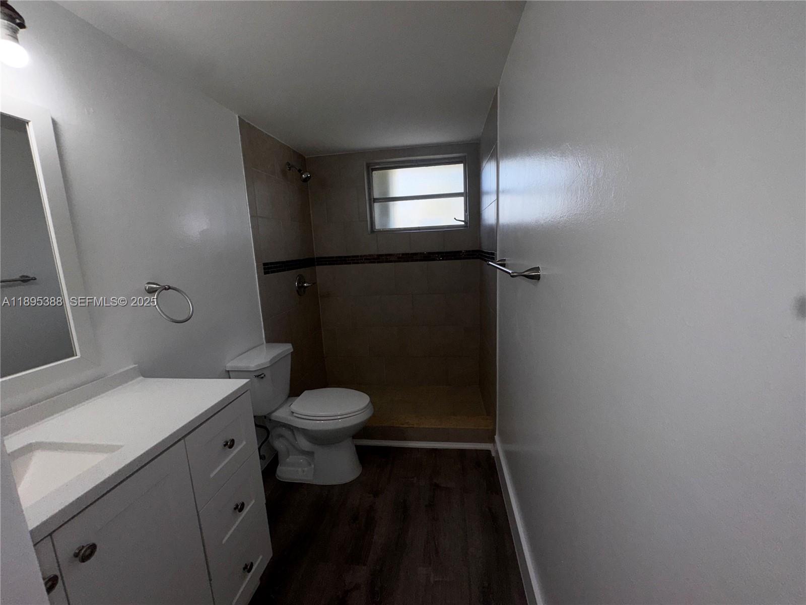 KENDALE LK TOWNHOUSE COND - Residential Lease
