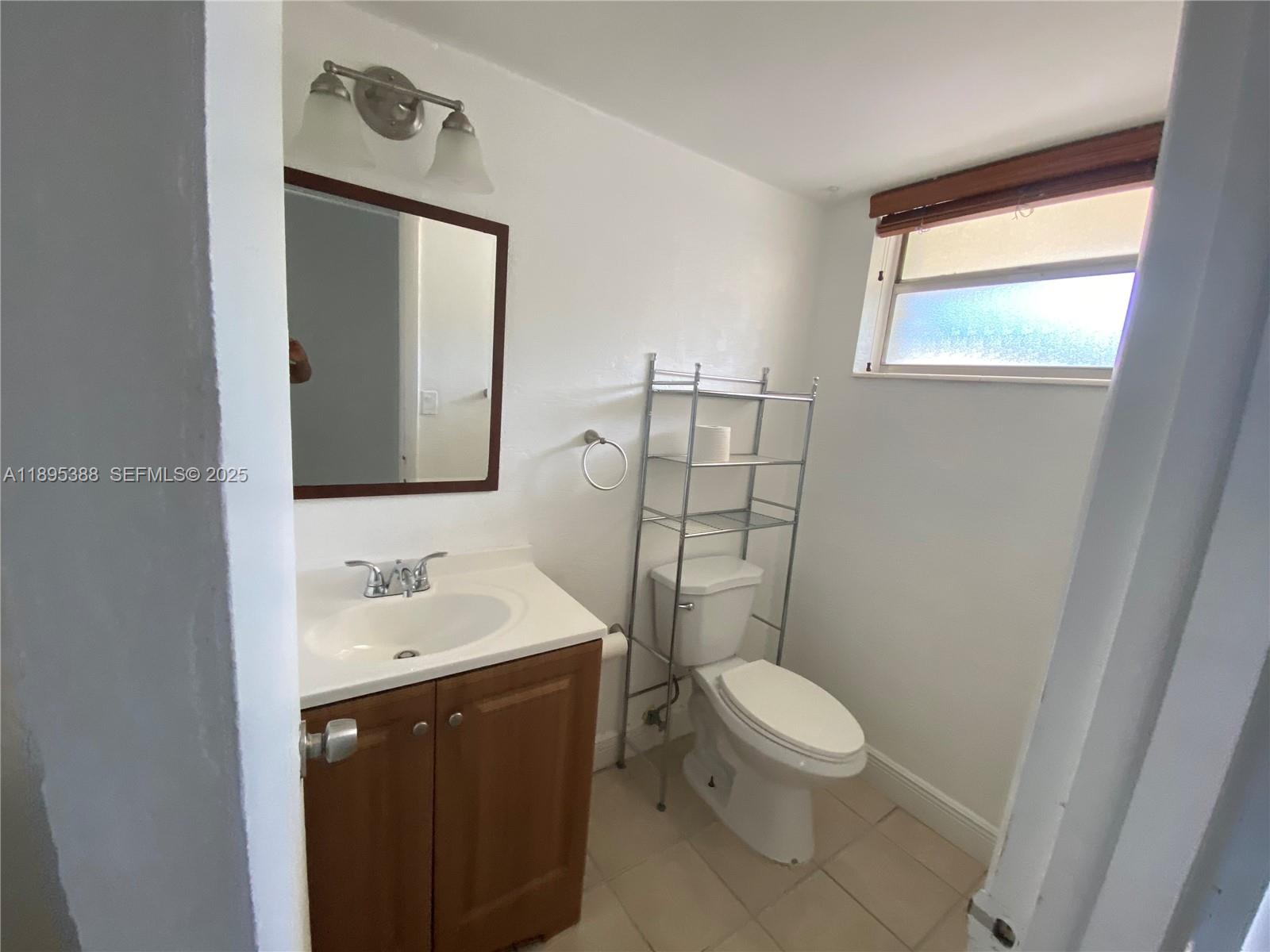 KENDALE LK TOWNHOUSE COND - Residential Lease