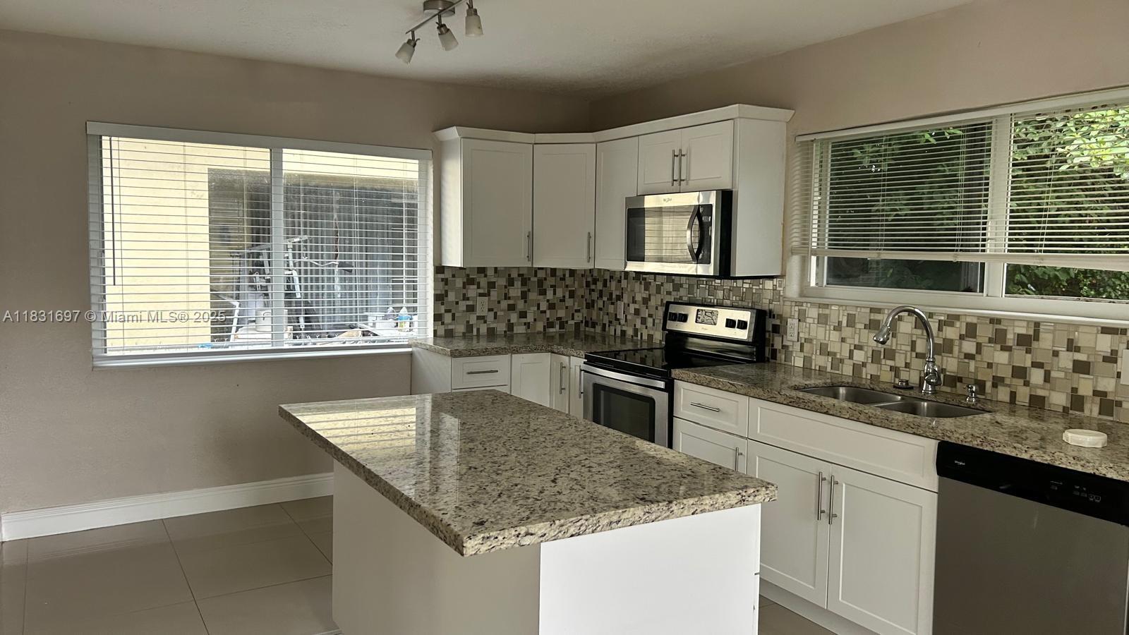 WASHINGTON PARK 5TH ADD - Residential Lease