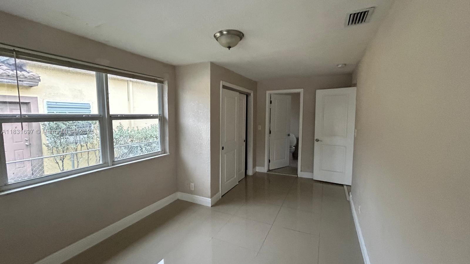 WASHINGTON PARK 5TH ADD - Residential Lease