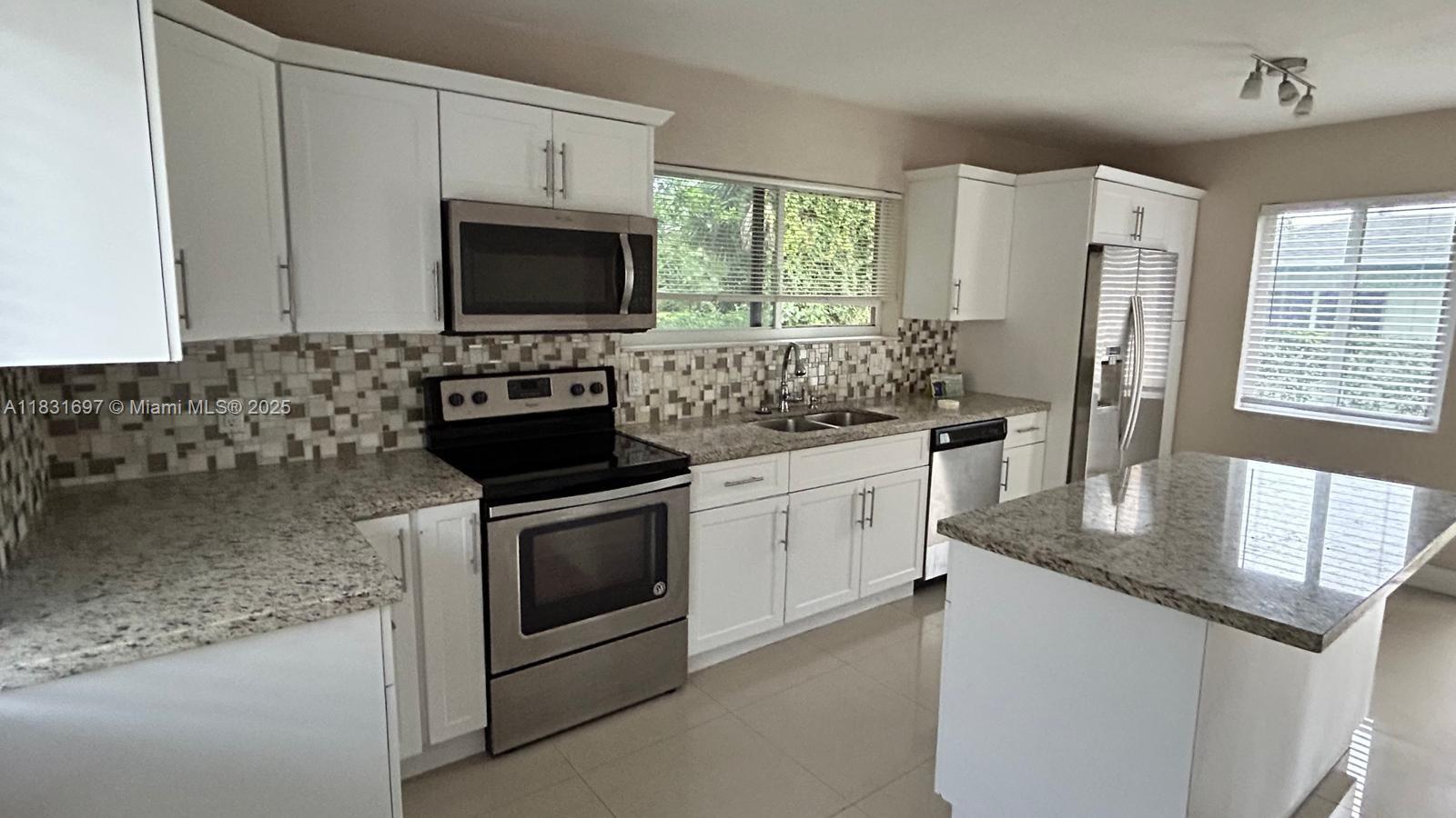 WASHINGTON PARK 5TH ADD - Residential Lease