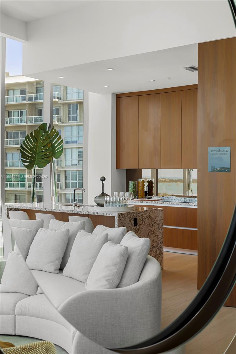 UNA RESIDENCES - Residential