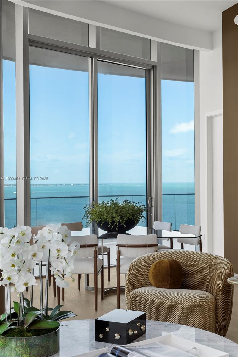 UNA RESIDENCES - Residential