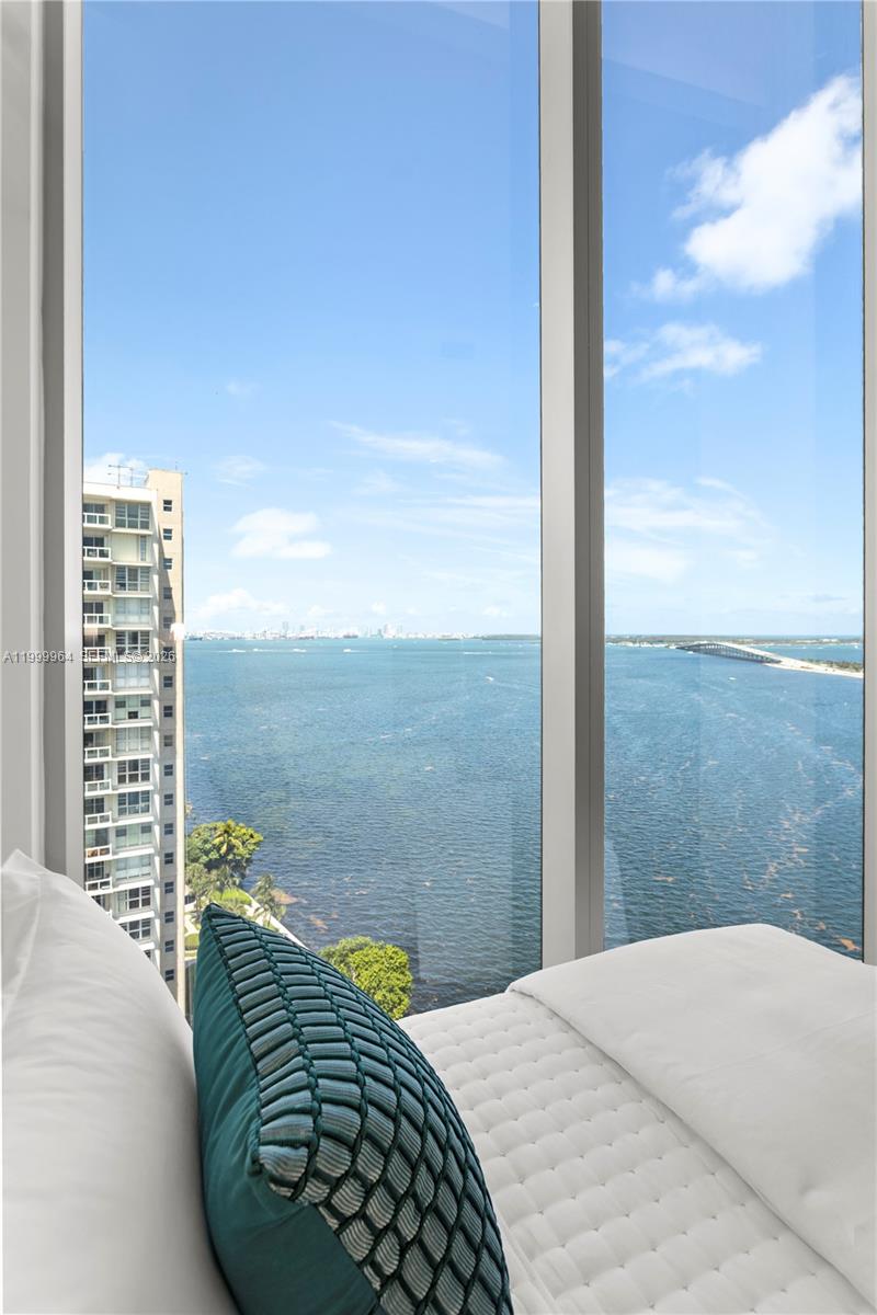 UNA RESIDENCES - Residential