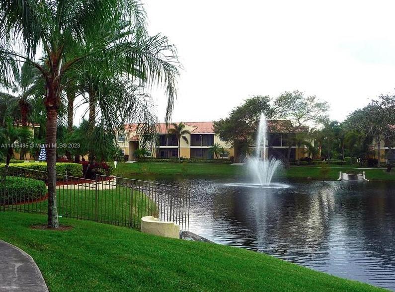 ROYAL POINCIANA CONDO - Residential Lease