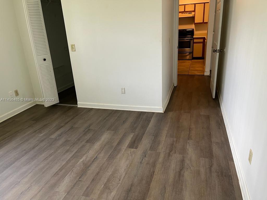 ROYAL POINCIANA CONDO - Residential Lease