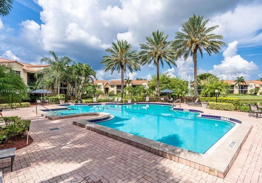 ROYAL POINCIANA CONDO - Residential Lease