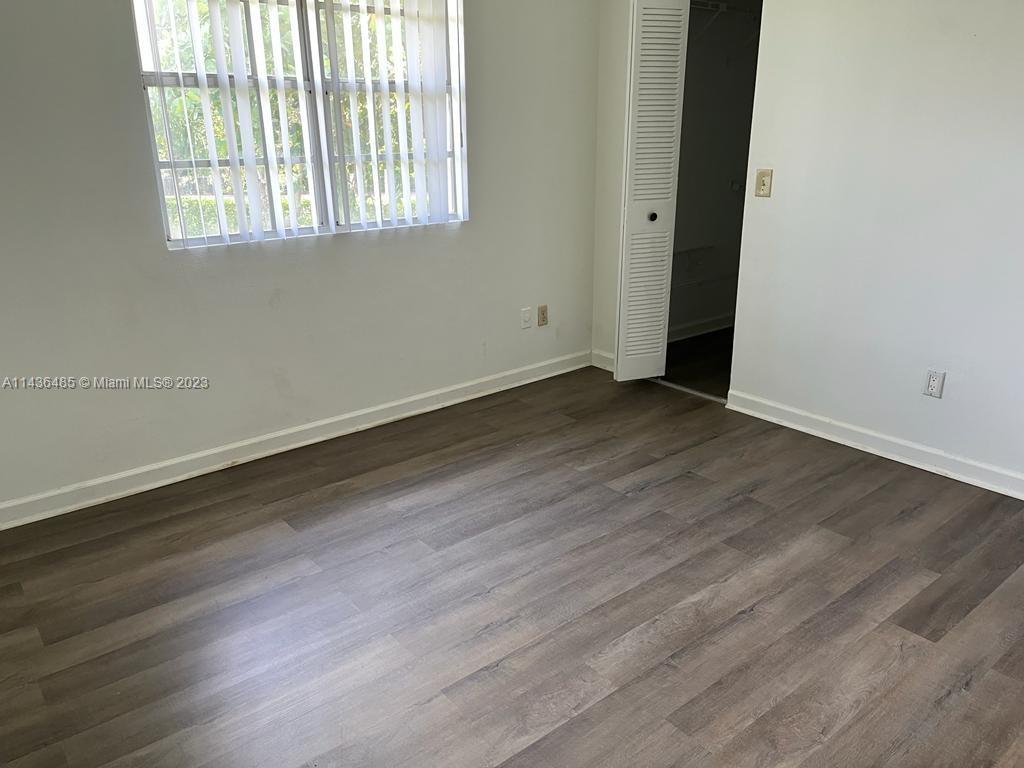 ROYAL POINCIANA CONDO - Residential Lease