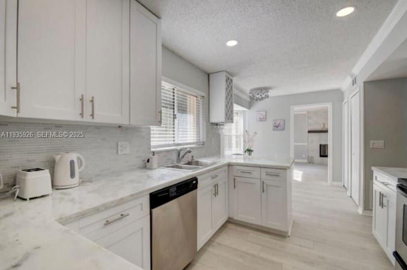 MEADOWLAND COVE 2 OF WELL - Residential