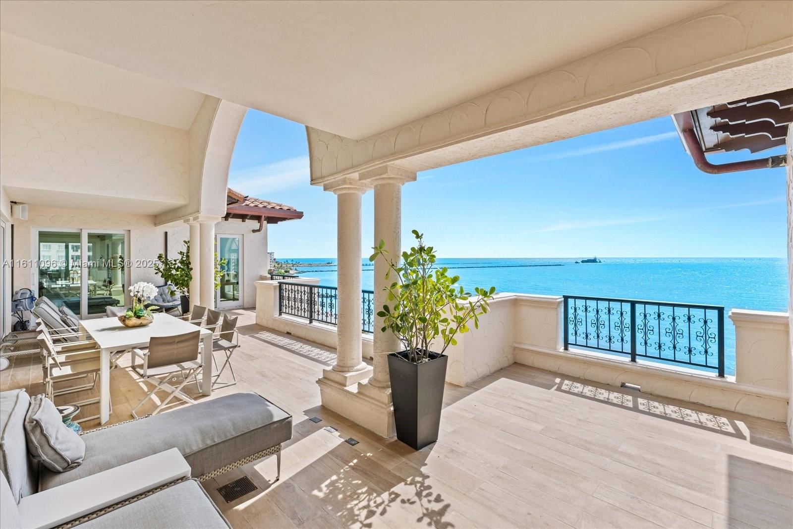 OCEANSIDE @ FISHER ISL CO - Residential