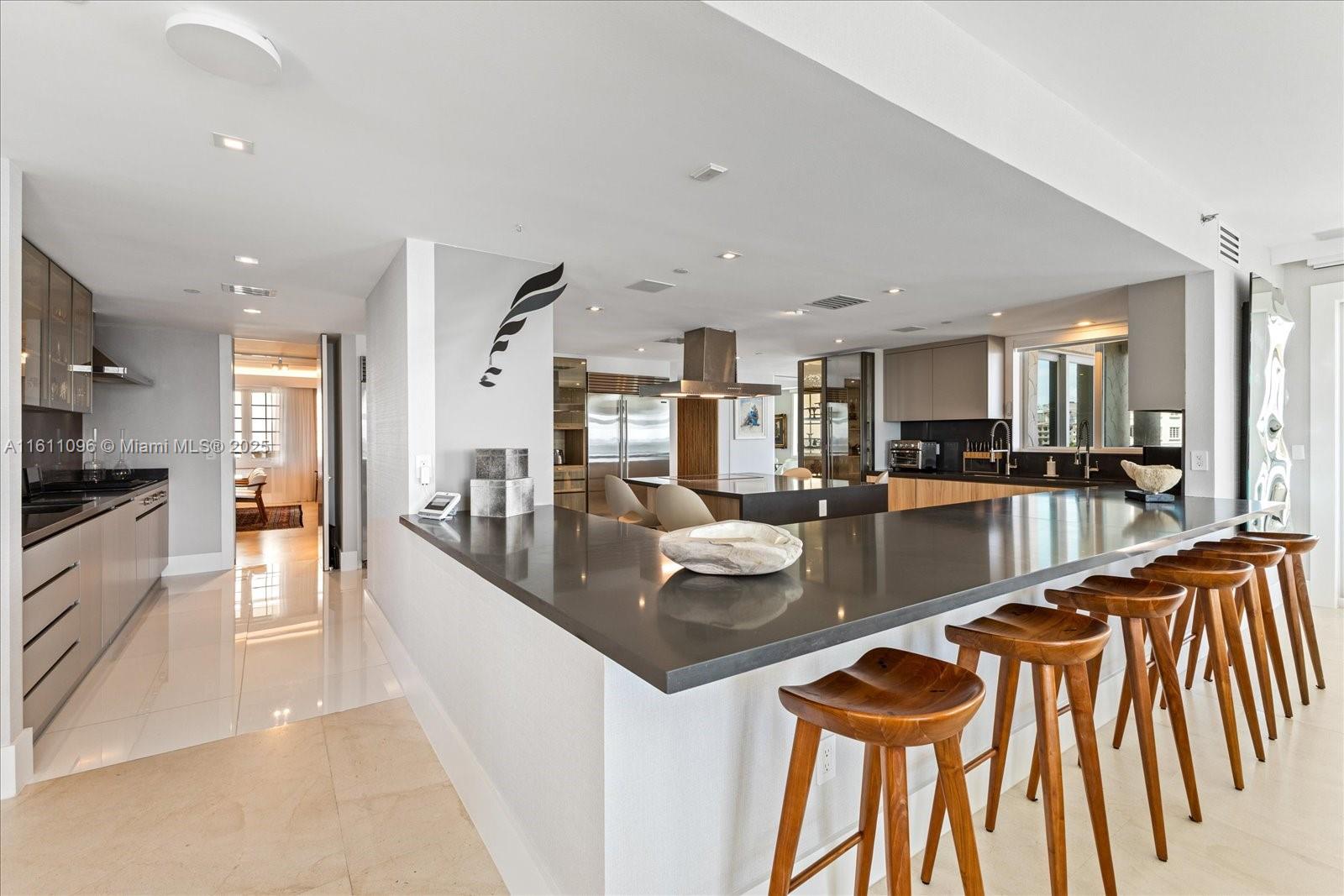 OCEANSIDE @ FISHER ISL CO - Residential