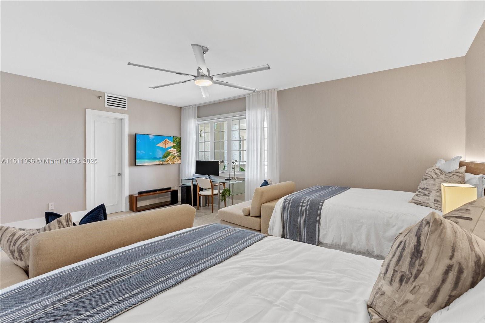 OCEANSIDE @ FISHER ISL CO - Residential