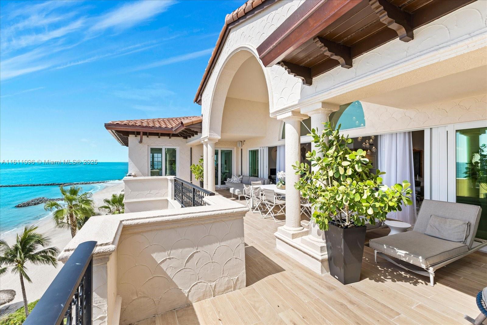OCEANSIDE @ FISHER ISL CO - Residential