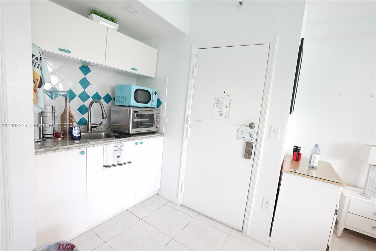 RIVERVIEW VILLAS CONDO - Residential