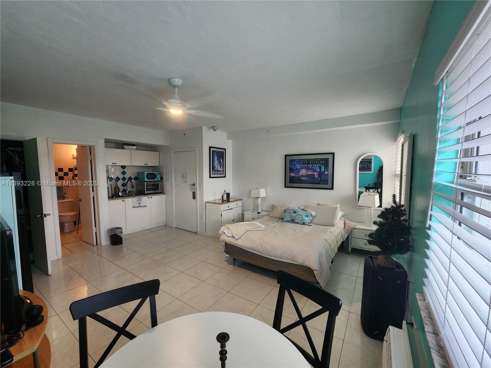 RIVERVIEW VILLAS CONDO - Residential