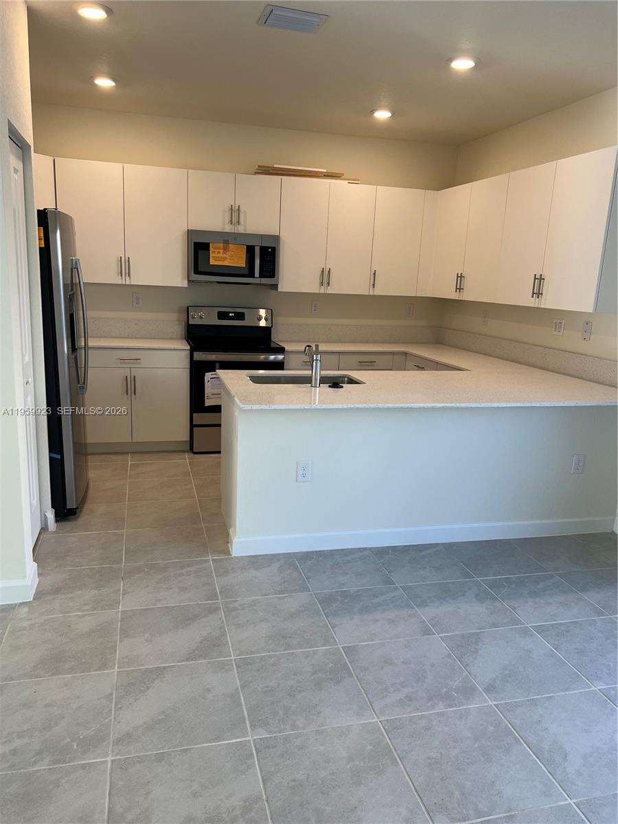 AQUABELLA NORTH - Residential