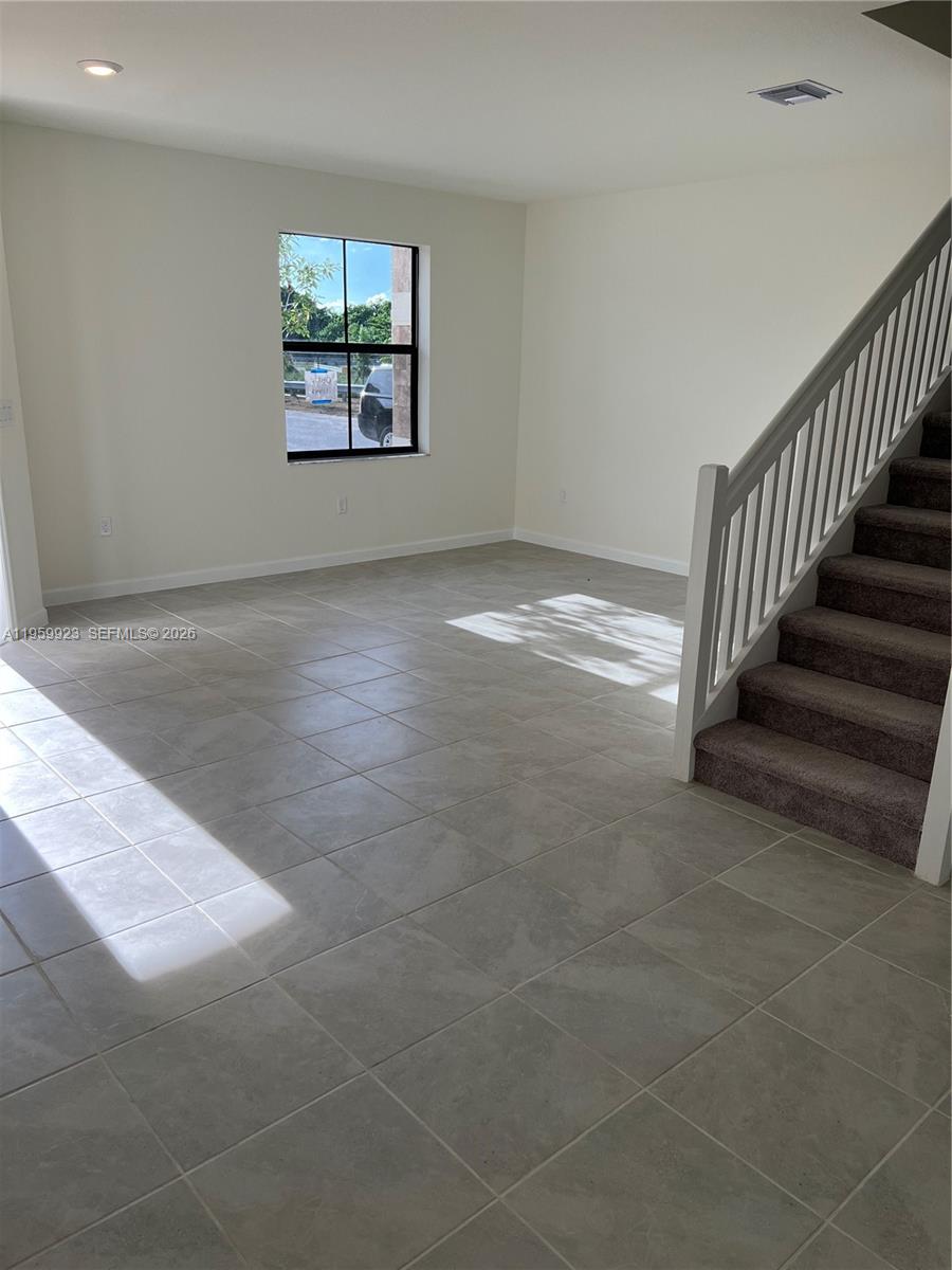 AQUABELLA NORTH - Residential