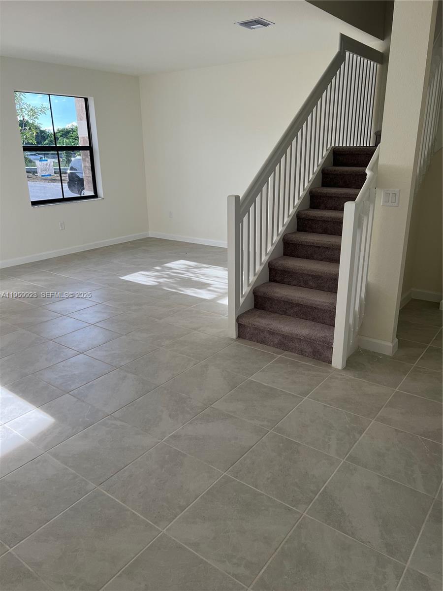 AQUABELLA NORTH - Residential