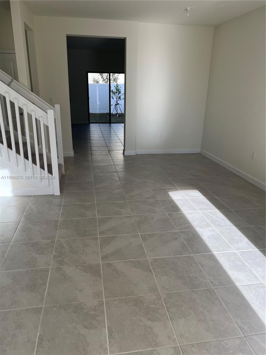AQUABELLA NORTH - Residential