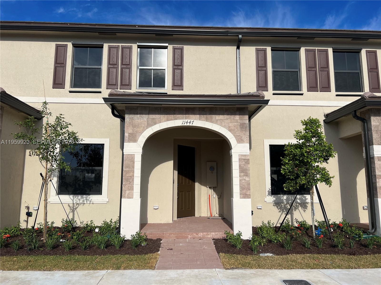 AQUABELLA NORTH - Residential