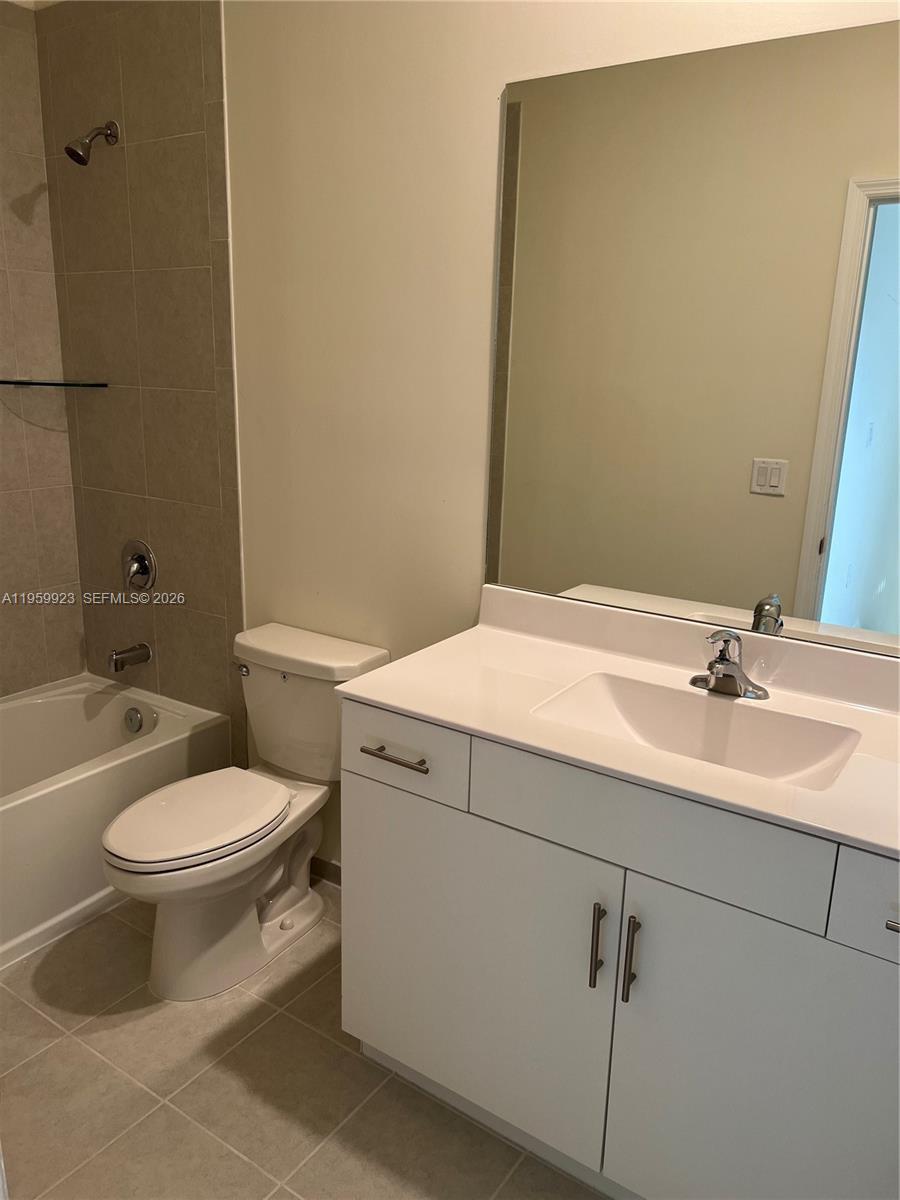 AQUABELLA NORTH - Residential