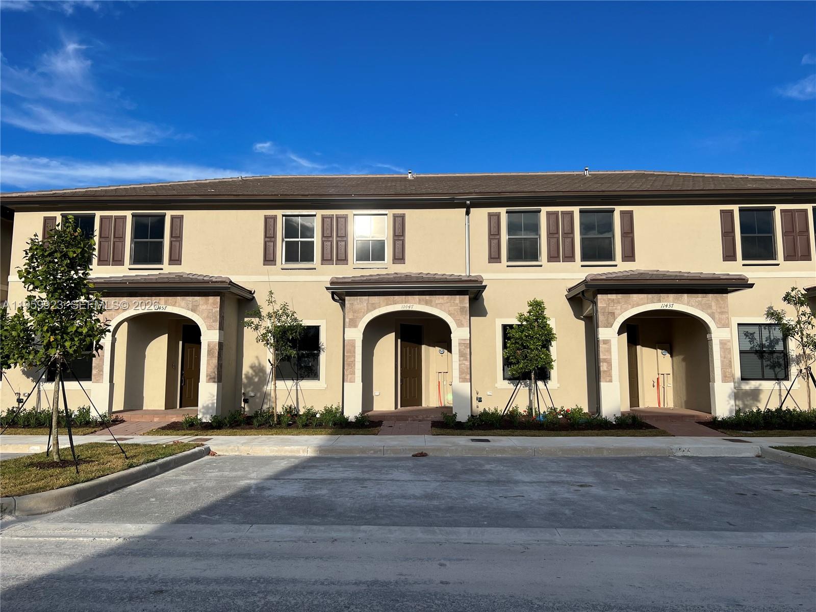 AQUABELLA NORTH - Residential