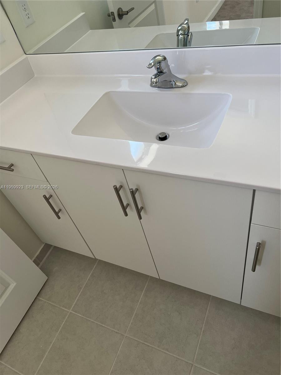 AQUABELLA NORTH - Residential