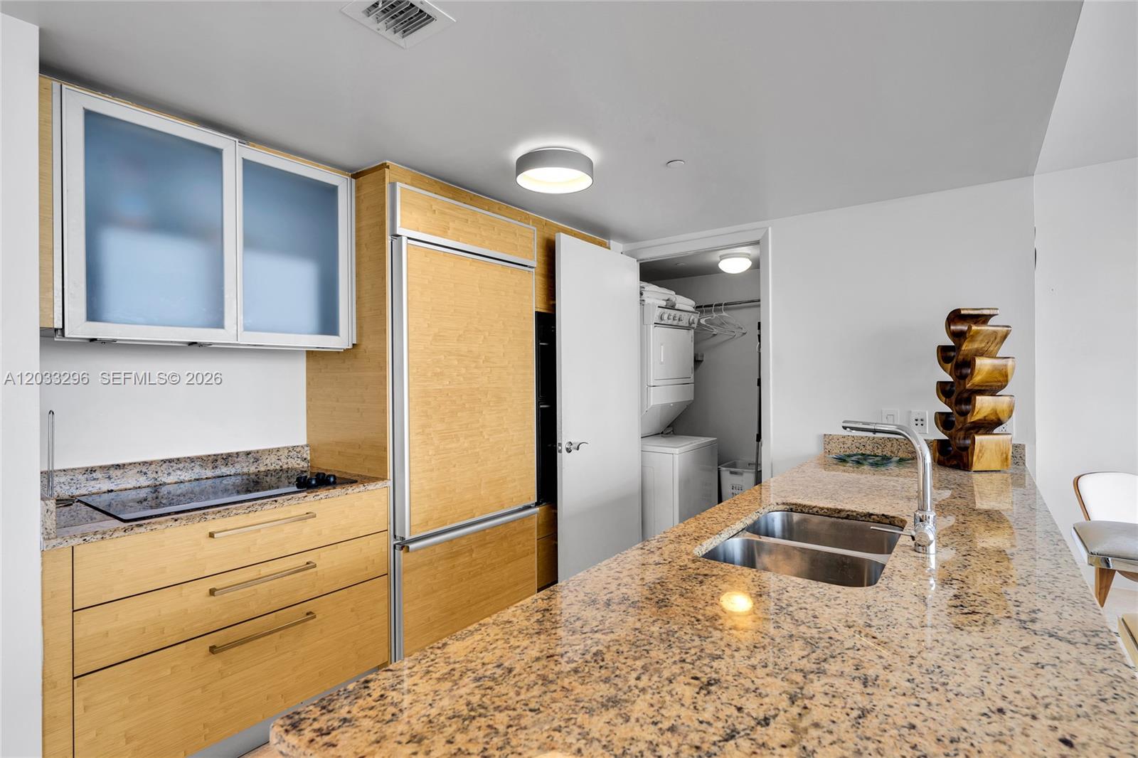 BEACH CLUB TWO - Residential
