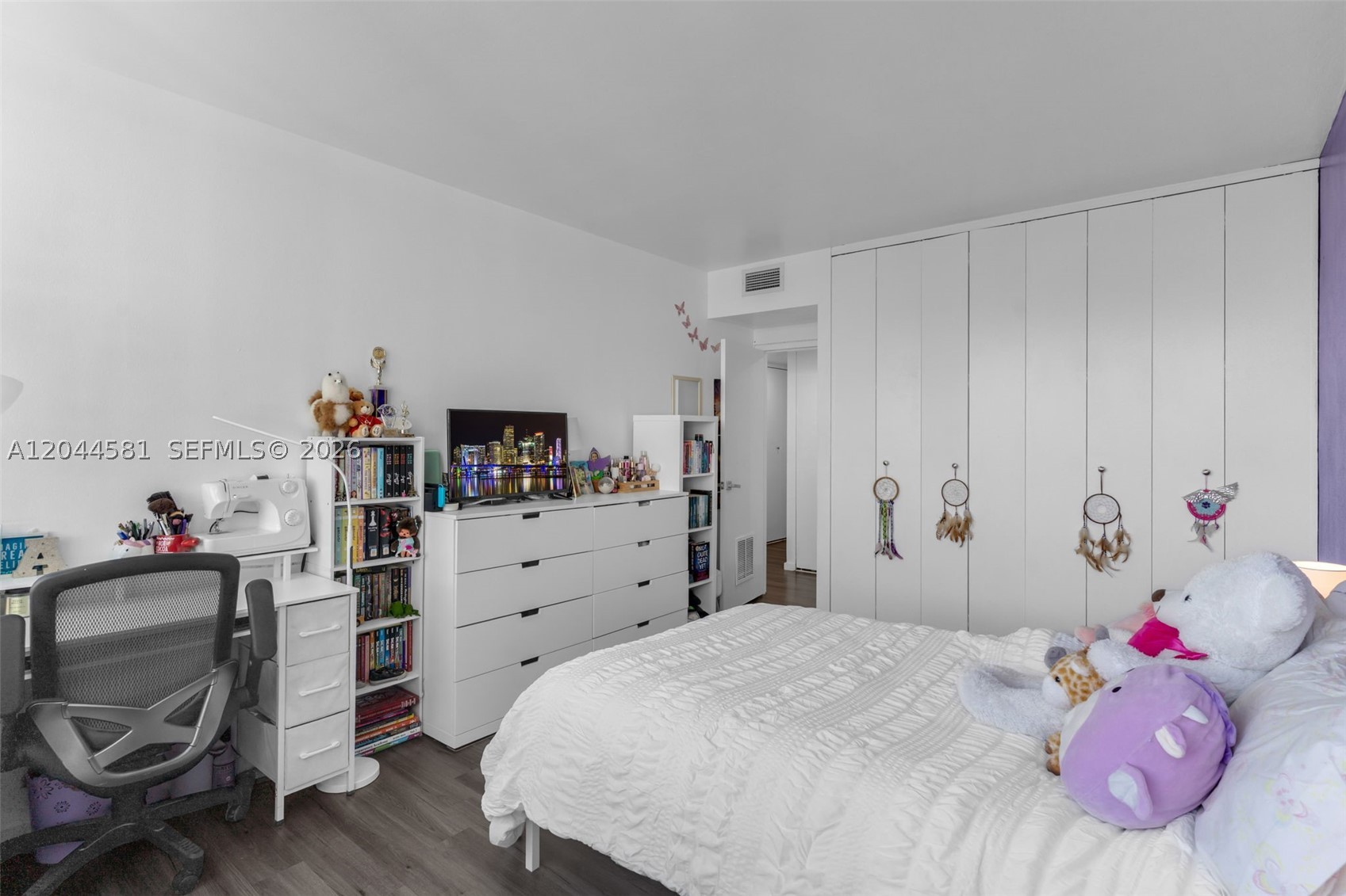 PARKVIEW POINT CONDO - Residential