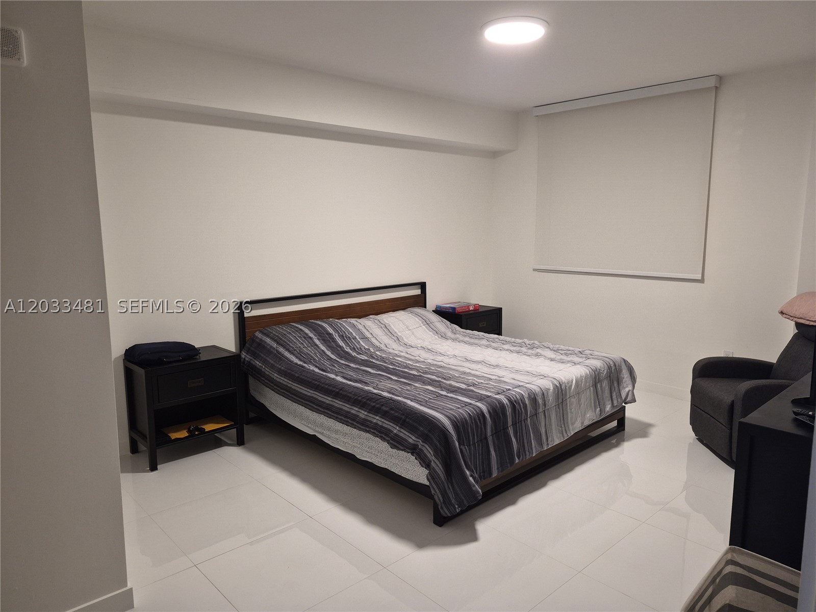 VENTURE AT AVENTURA EAST - Residential
