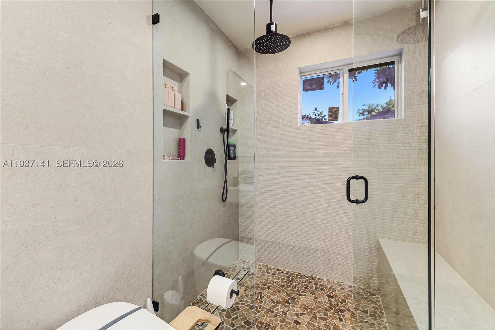 COLUMBIA PARK CORR PL - Residential