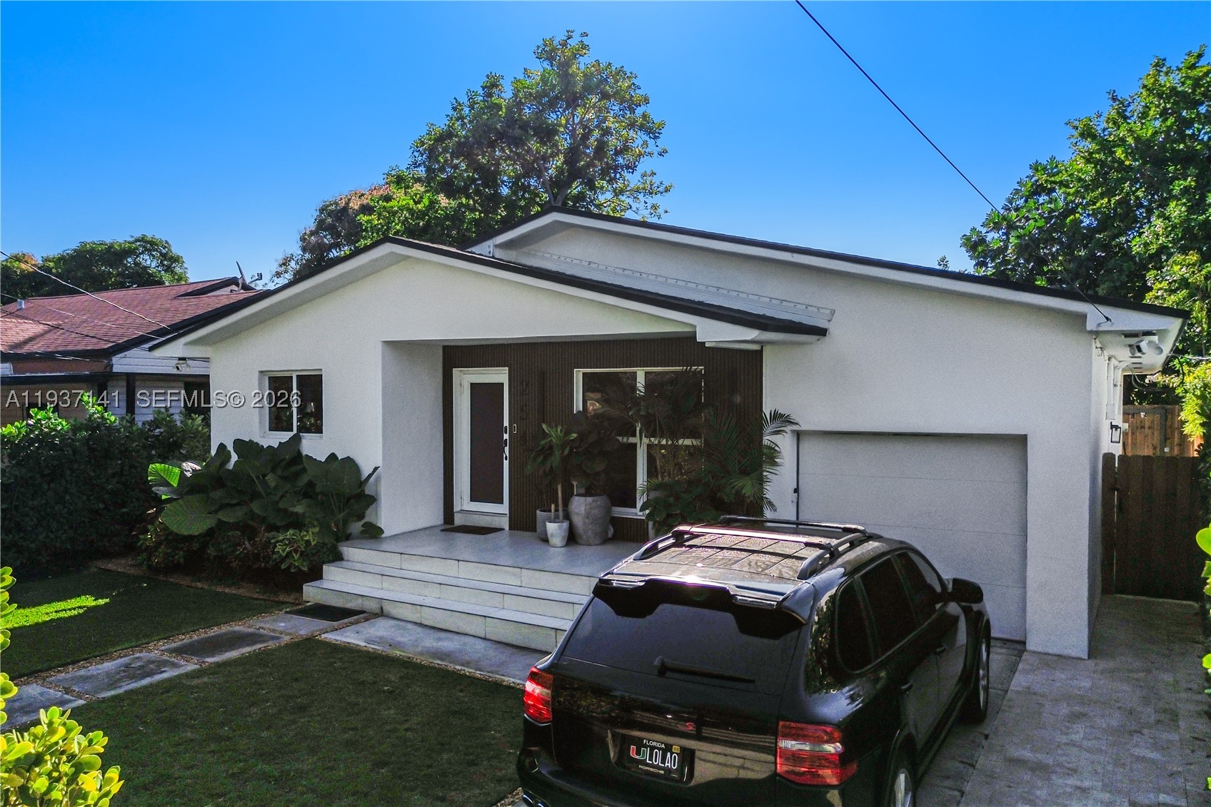 COLUMBIA PARK CORR PL - Residential