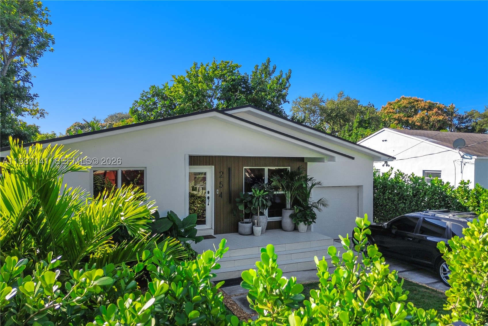 COLUMBIA PARK CORR PL - Residential
