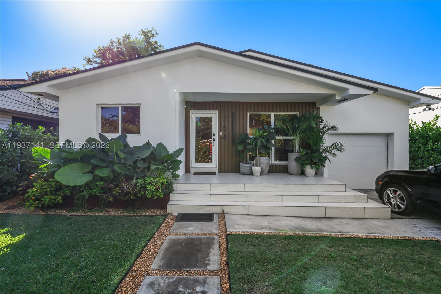 COLUMBIA PARK CORR PL - Residential