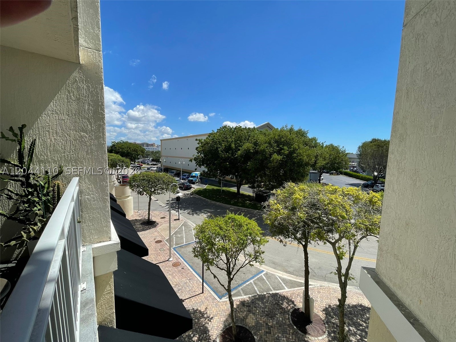 CONDO No. 5 - Residential Lease