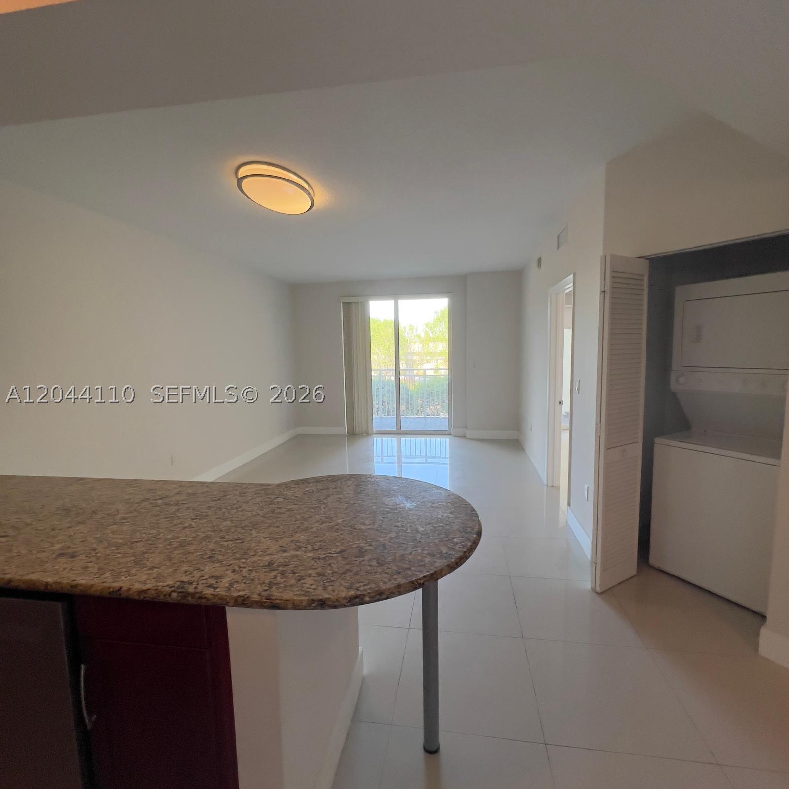 CONDO No. 5 - Residential Lease
