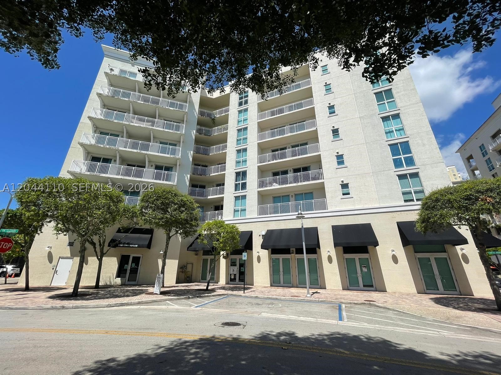 CONDO No. 5 - Residential Lease