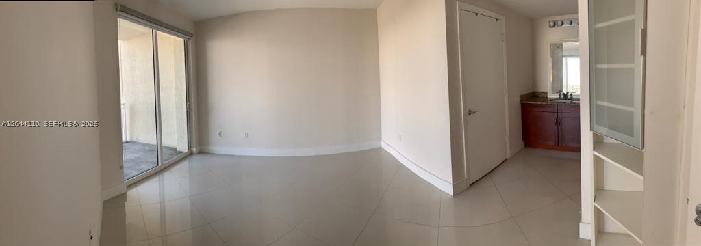 CONDO No. 5 - Residential Lease