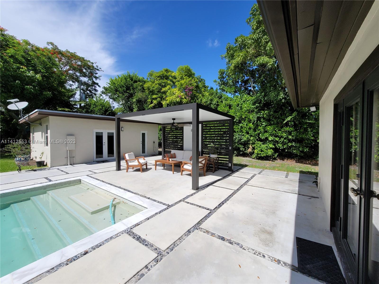 LINDEN ACRES - Residential Lease