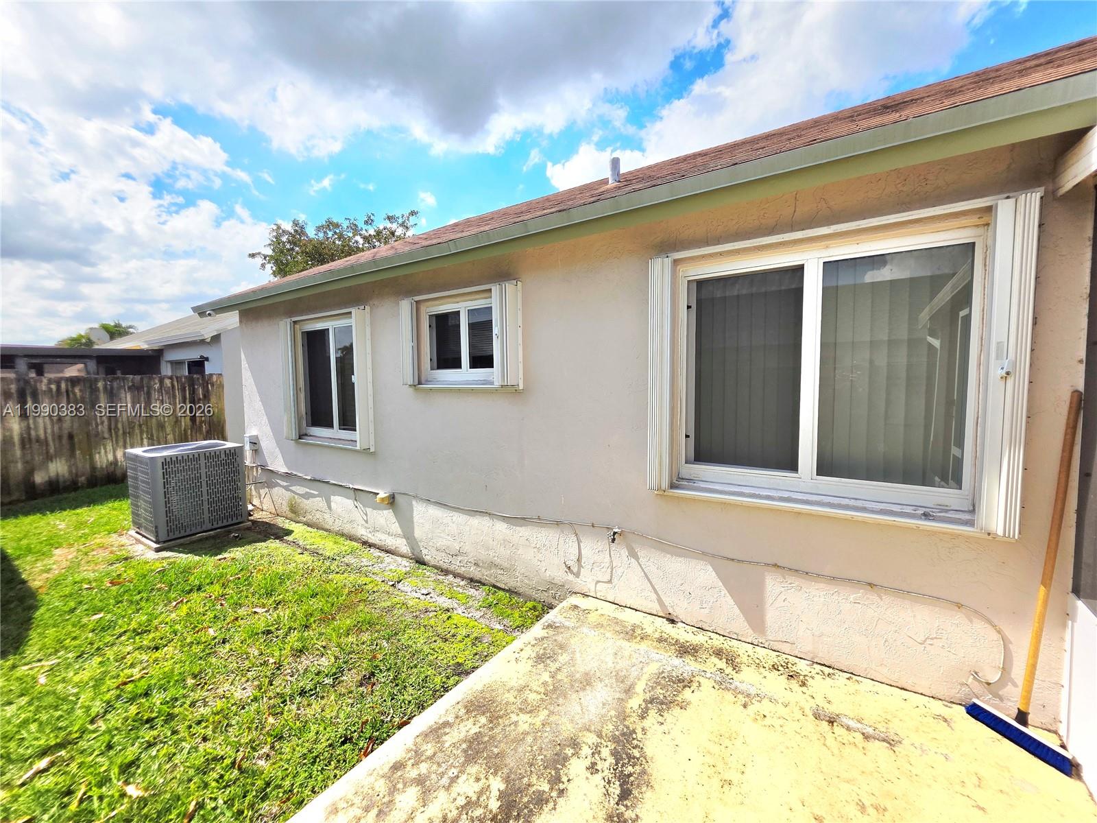 LESLIE PATIO HOMES SEC 4 - Residential