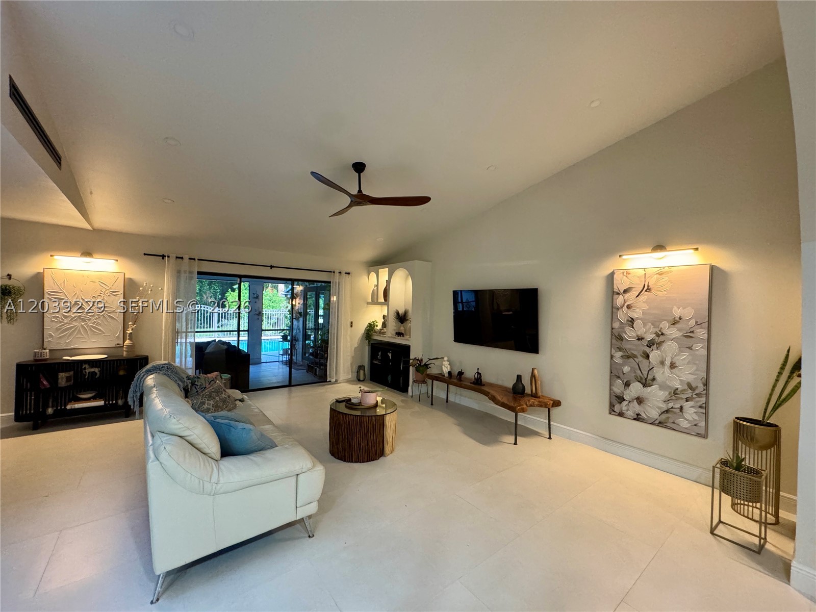 PINES OF WELLINGTON - Residential